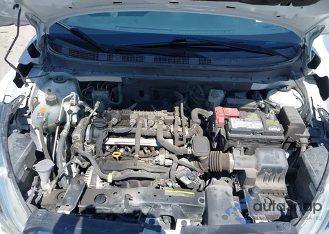 2018 Nissan Kicks S из США, поврежденный, VIN 3N1CP5CU1JL540873